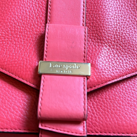 Kate Spade Parchment Drive Josephine Crossbody (Melon color) see spot in photos - Picture 2 of 10